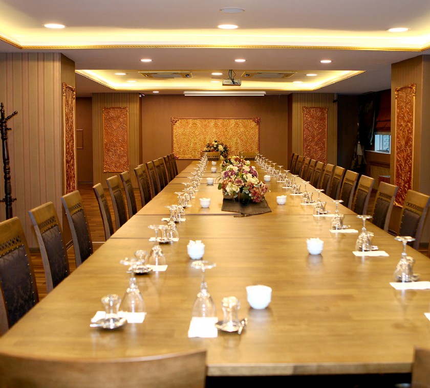 Şirket Yemekleri, Sunum ve Toplantıları